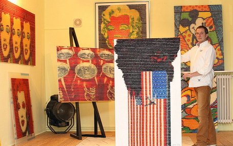 德藝術(shù)家用小熊糖作畫 夢(mèng)露、蒙娜麗莎躍然“糖”上