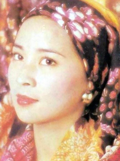 林鳳嬌昔日珍貴私照曝光 溫婉美麗惹人憐(組圖)