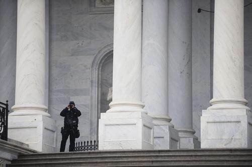 美國財政懸崖再有2天“墜崖” 威脅全球經濟