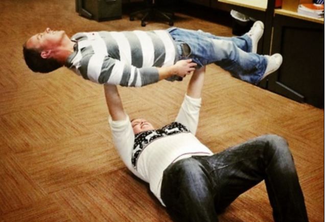 每天做一件“新事”并堅持365天 英國男子實現當爹愿望