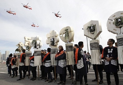 東京消防廳新年演習 高空竹梯演繹“日本style”