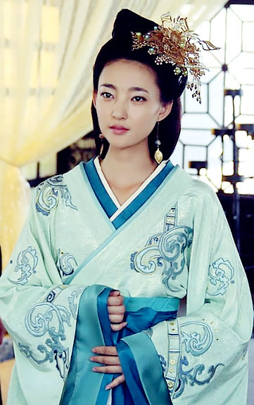 古韻悠悠姿態(tài)翩躚 娛樂(lè)圈最美古裝女子大搜羅