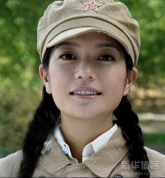 組圖：嬌柔女星軍裝照 誰最惹人愛？