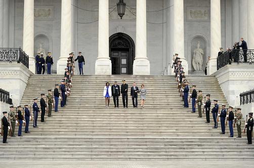 奧巴馬就職典禮彩排緊鑼密鼓 場面宏大替身略顯尷尬