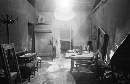 組圖:珍貴黑白老照片披露希特勒自殺地堡
