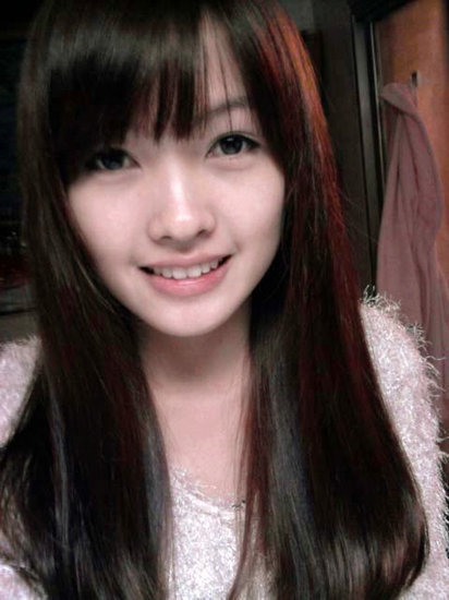 全國?；ㄅ判邪?清華女生酷似高圓圓