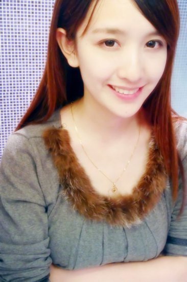 全國(guó)?；ㄅ判邪?清華女生酷似高圓圓