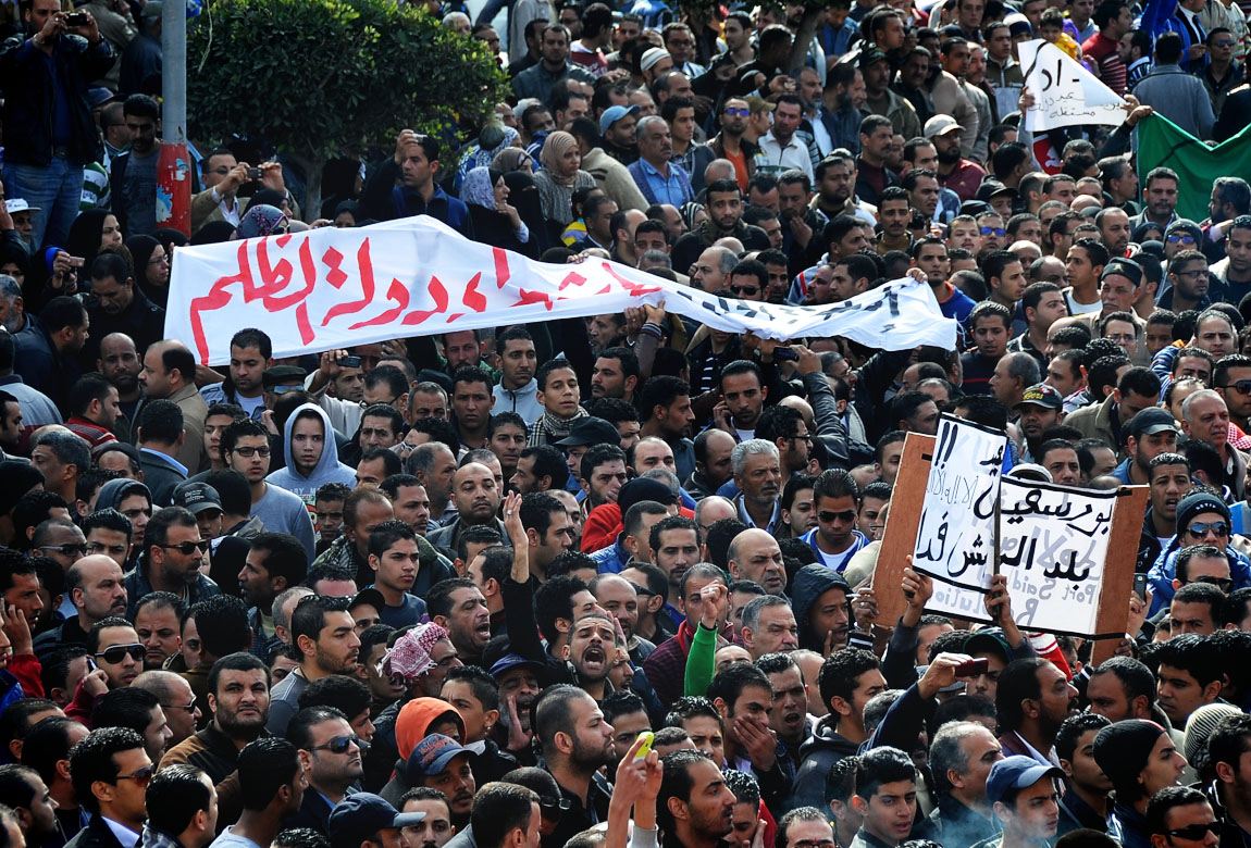 埃及三省進入緊急狀態 總統邀請各政治派別舉行對話