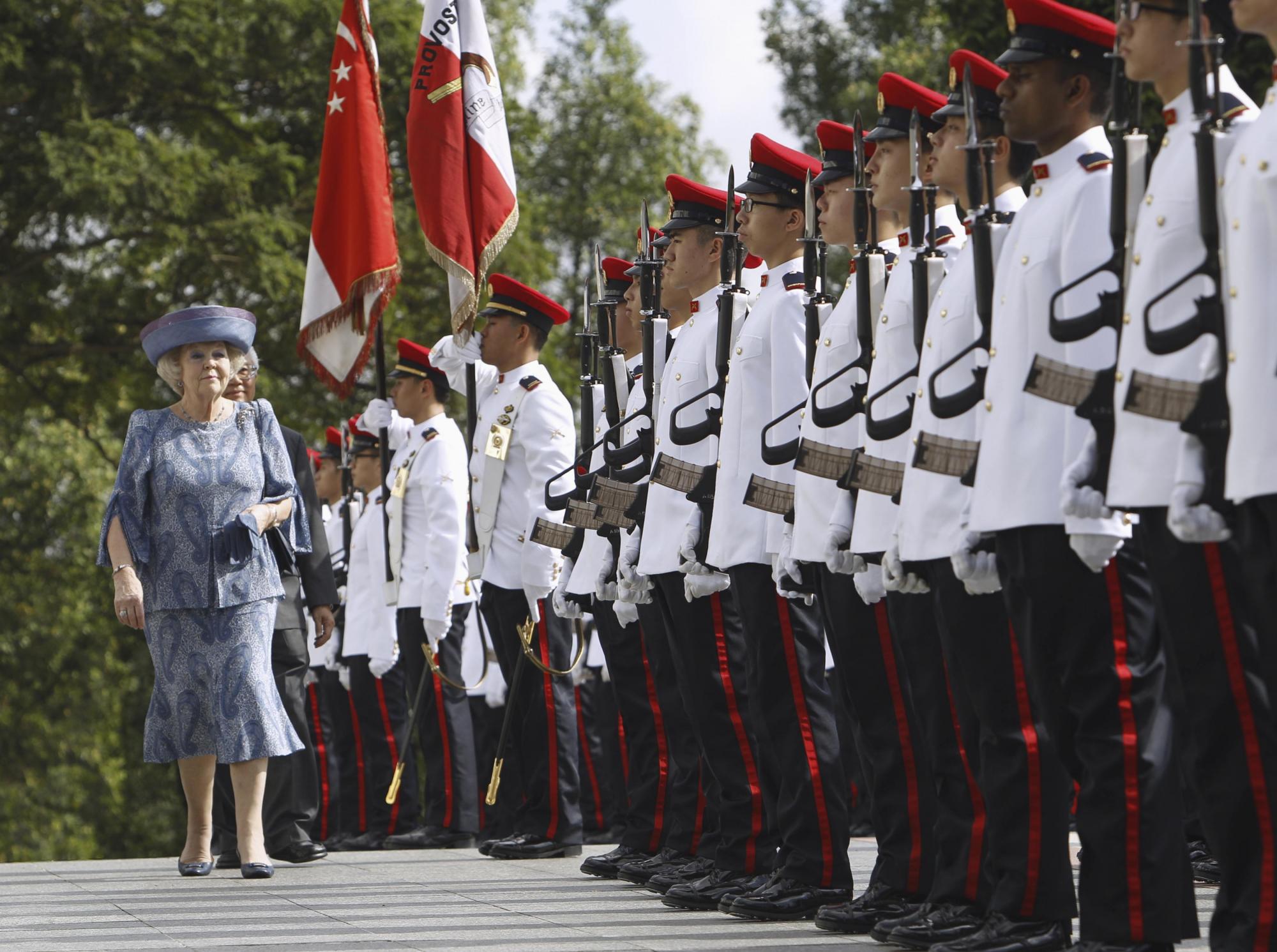 75歲荷蘭女王宣布退位長子接班 “老王儲”查爾斯再被調侃
