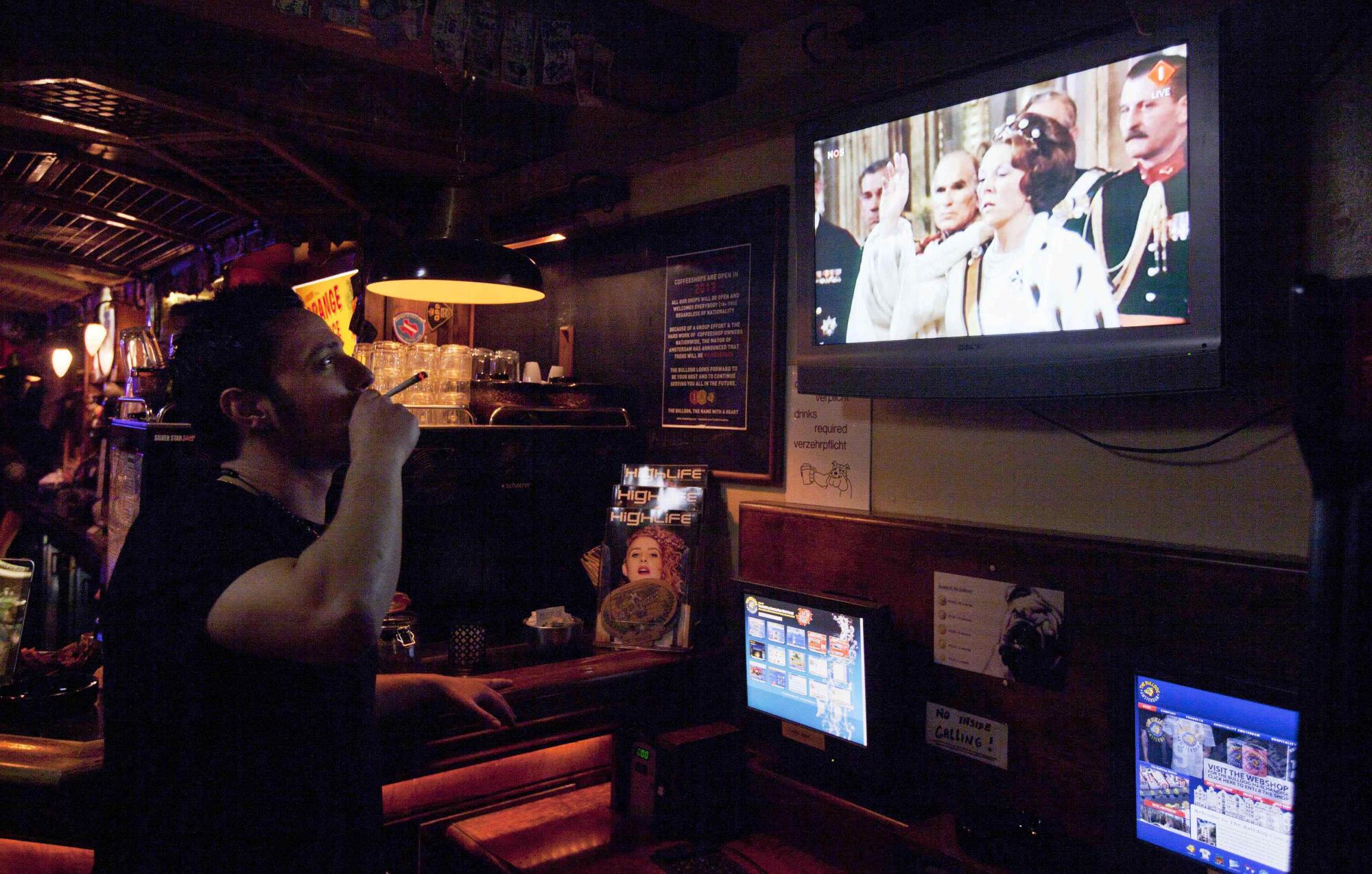 75歲荷蘭女王宣布退位長子接班 “老王儲”查爾斯再被調侃