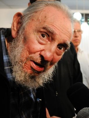 菲德爾•卡斯特羅罕見現身參與投票 贊古巴選舉制度最優越