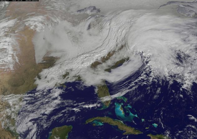 美國東北部遭遇創紀錄暴風雪 多個州進入緊急狀態