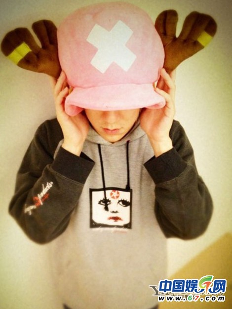 李小璐楊冪萌過90后楊紫 明星裝嫩自拍秘籍