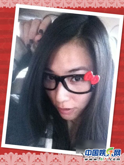 李小璐楊冪萌過90后楊紫 明星裝嫩自拍秘籍