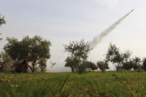 敘利亞阿勒頗遭導彈轟炸50人死 包括20名兒童