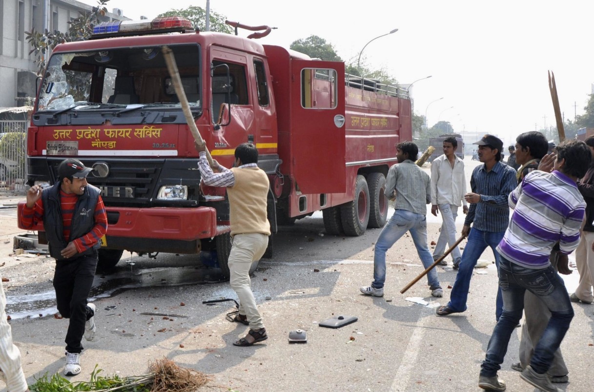 印度大罷工損失慘重 希臘罷工示威劍指緊縮措施