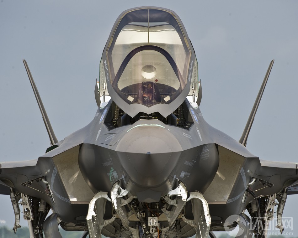 低壓渦輪葉片現(xiàn)裂痕 美軍停飛所有F-35戰(zhàn)斗機(jī)