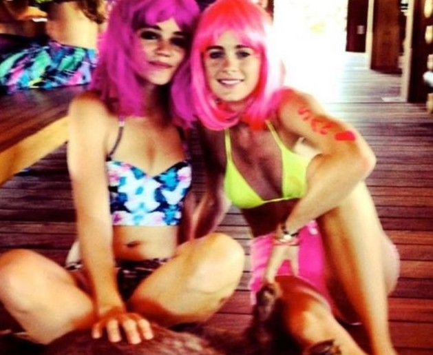 哈里王子與女友復合出席皇室派對 滑雪場熊抱秀恩愛