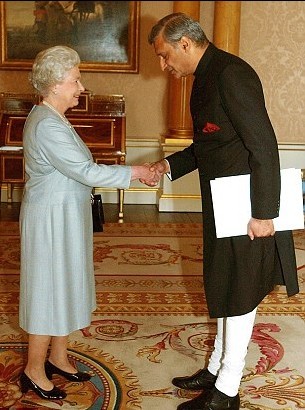 英女王將簽法案挺同性戀 保障女權關乎王室繼承權