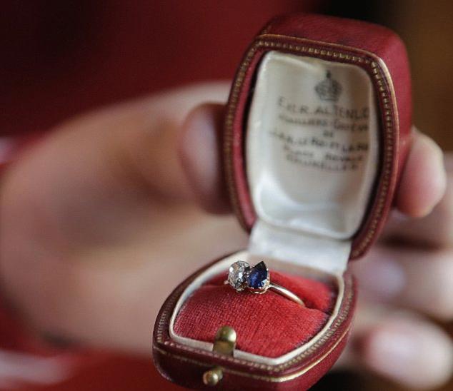 拿破侖與約瑟芬訂婚戒將被拍賣 估價1.5萬歐元