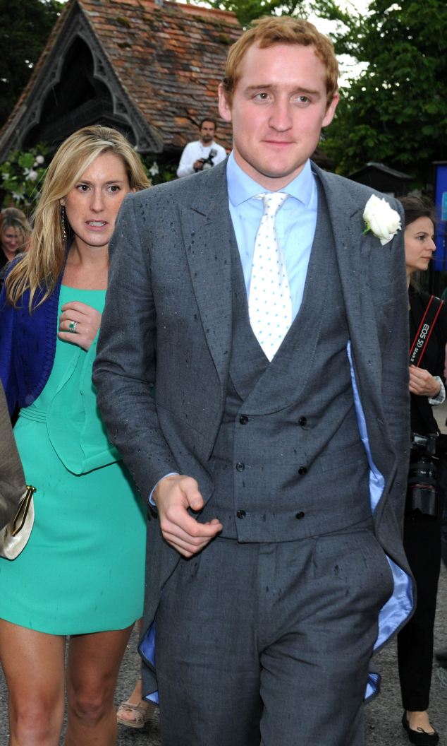 太歲頭上動土？英“狂徒”偷捏威廉王子耳朵被拍