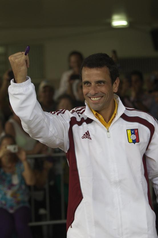 委內瑞拉反對派總統候選人稱有人想篡改大選結果