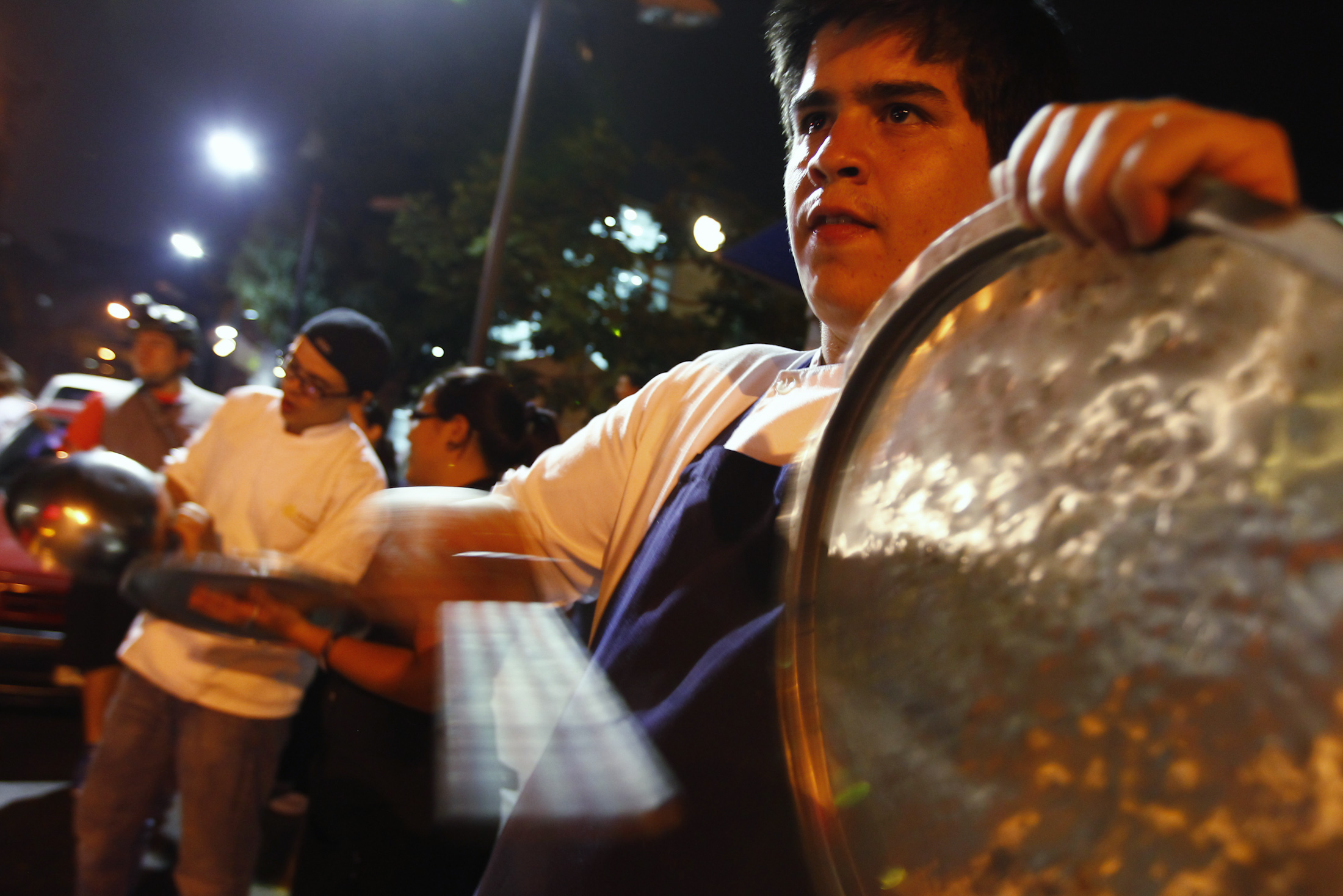 委內(nèi)瑞拉選后局勢動蕩7人死亡 馬杜羅譴責美國支持暴力抗議