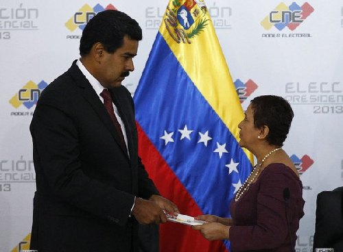 委內瑞拉選舉委員會將重新審查總統選票