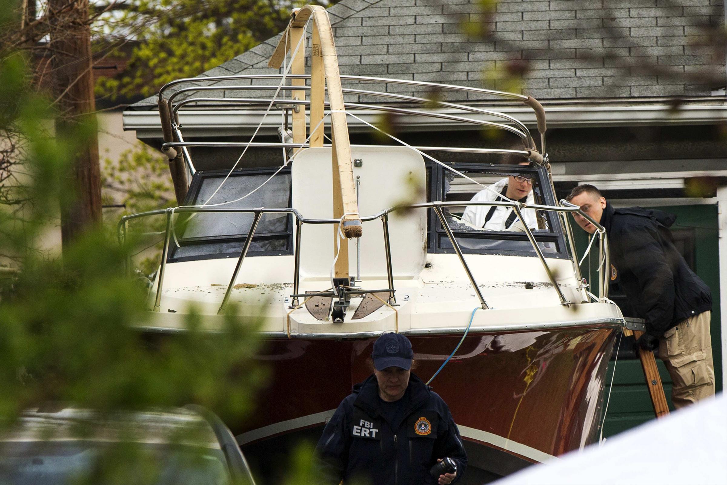 波士頓馬拉松爆炸案及追捕嫌犯全程回顧