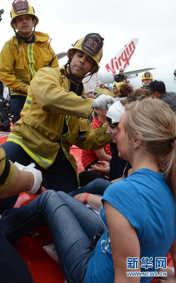 洛杉磯進行空難應急演練