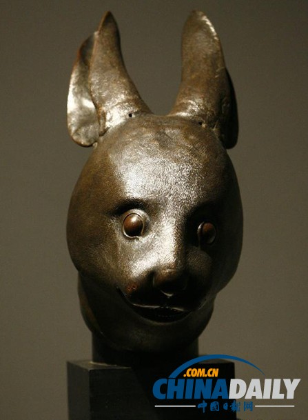 法國社會高度關注獸首回歸中國 多數民眾表示贊成