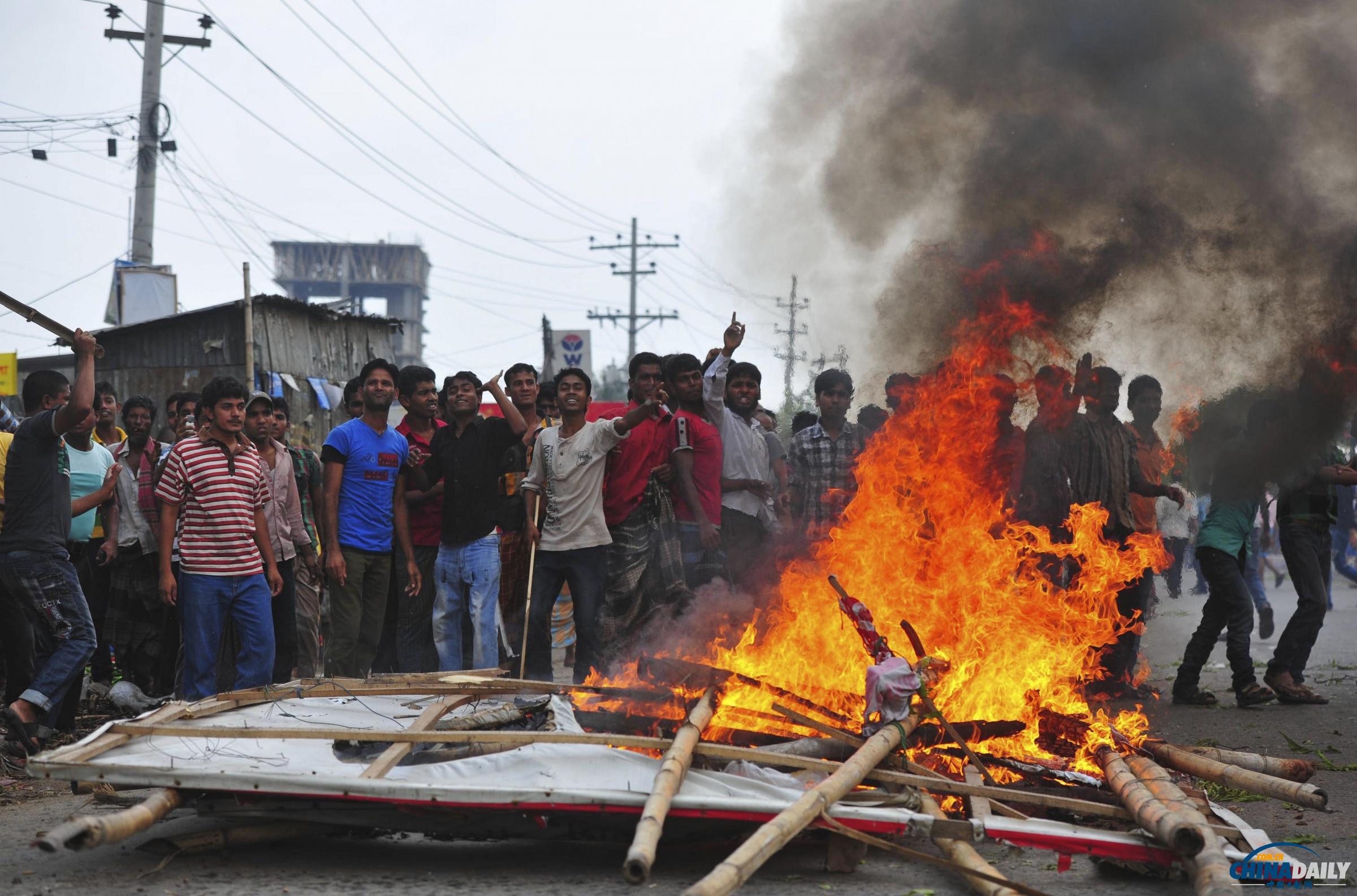 孟大樓倒塌遇難者升至352人 總理稱嚴懲肇事者