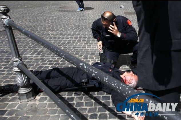 絕望失業者欲射殺政客 意總理就職當日發生槍擊案