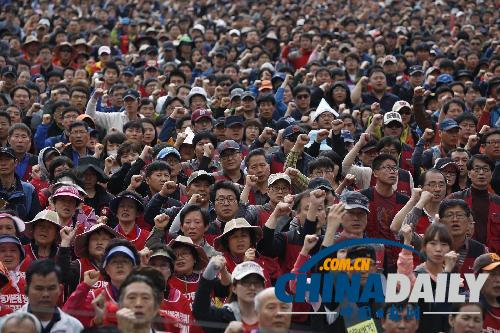 五一節亞洲多國勞動者游行 要求加薪改善工作環境