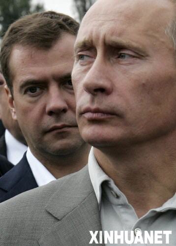 全能普京:上天下海還賣萌 克格勃時代善用“燕子”