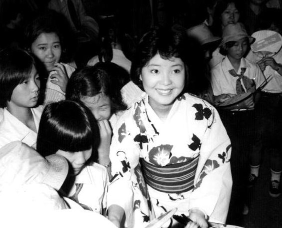 組圖：鄧麗君逝世18周年 珍藏照追憶傳奇女子