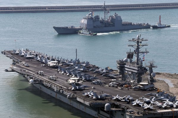 朝譴責(zé)美核航母駛?cè)敫?稱是公然威脅恐嚇