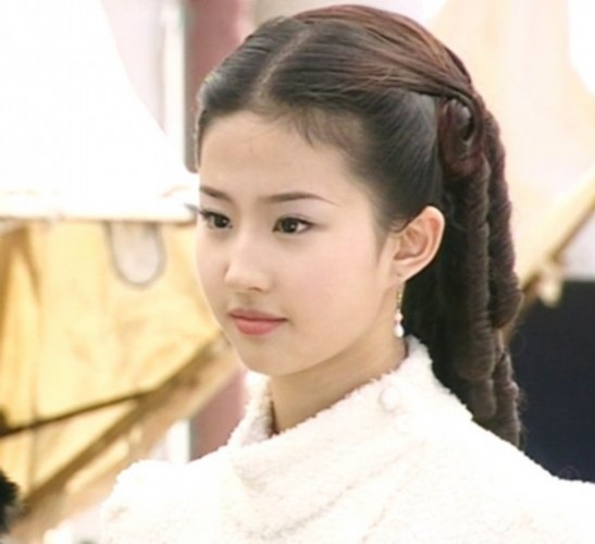 難忘舊時光 盤點明星驚為天人的“初見”