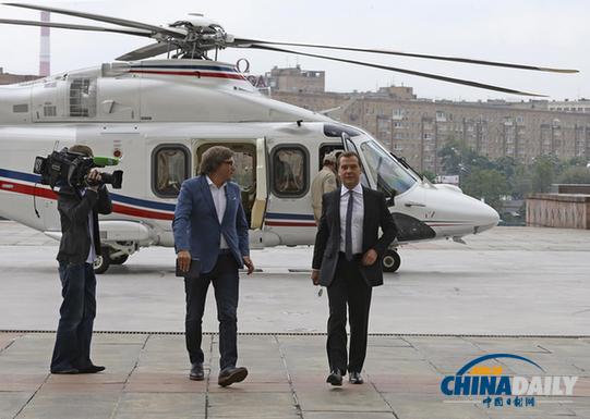 俄總理承認下野可能性 稱不后悔未連任總統