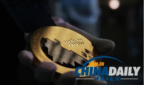 2014索契冬奧會(huì)獎(jiǎng)牌樣式揭曉 俄反對(duì)黨稱大筆籌備資金被偷