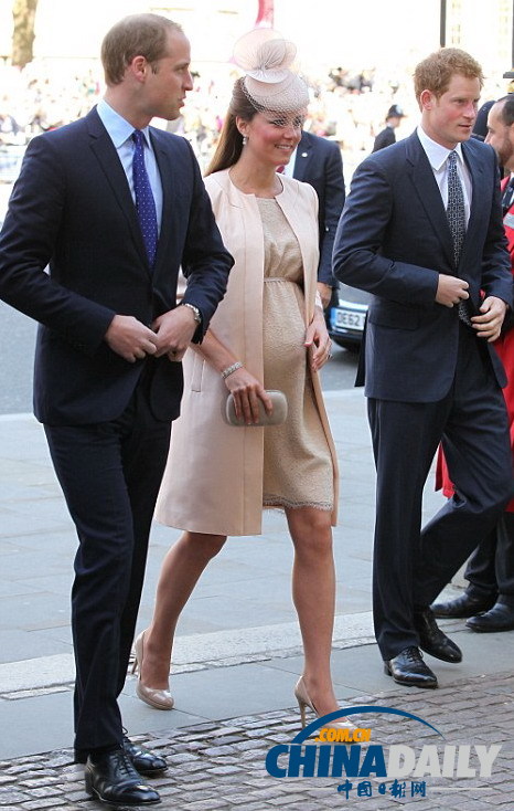 英女王加冕60周年慶典低調舉行 圣·愛德華王冠“重出江湖”