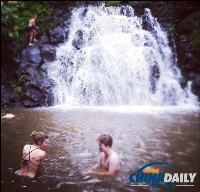 美國政府監控項目泄密者女友曝光 系鋼管舞者