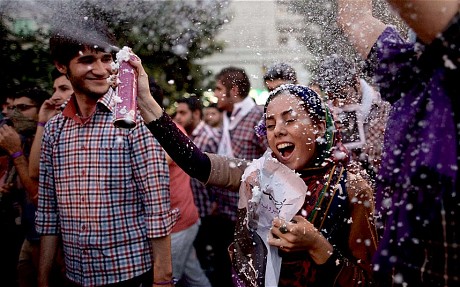 魯哈尼當選伊朗總統 英媒稱改變孤立處境路漫漫