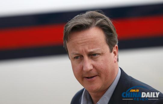 卡梅倫稱英國警察“相對誠實” 爭議言論引發波瀾