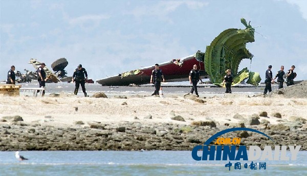 組圖：美國家運輸安全委員會開始調查失事飛機