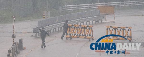 開(kāi)城韓企部分代表啟程赴朝 檢修園內(nèi)設(shè)施（組圖）