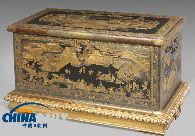 日本古董箱拍得630萬英鎊 曾被當普通電視柜