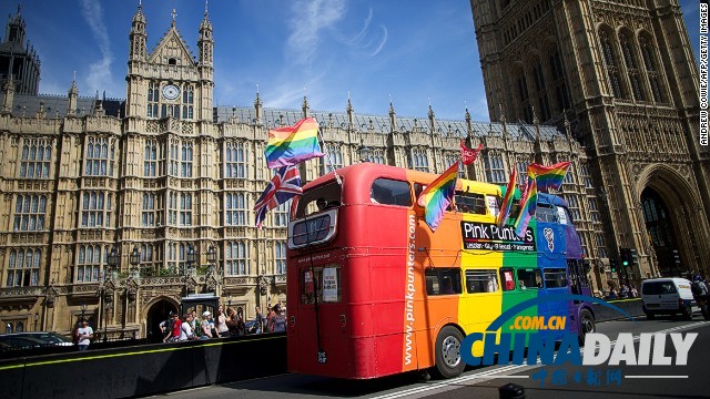 英國下議院通過同性婚姻法案 首相卡梅倫公開支持