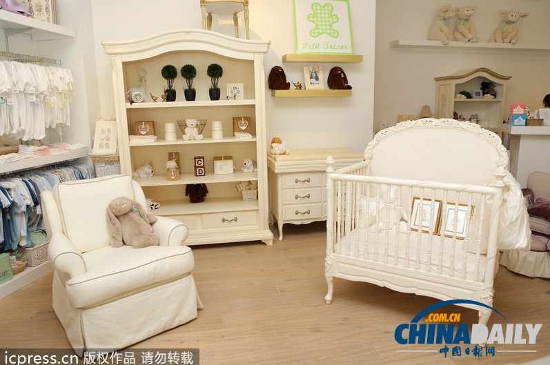 組圖：英國(guó)王室寶寶掀經(jīng)濟(jì)熱潮 產(chǎn)品五花八門樂壞商家