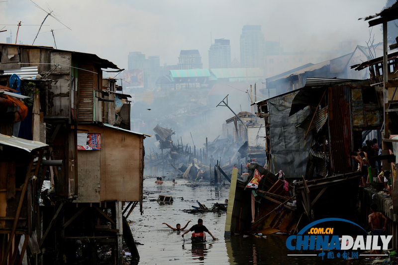組圖：菲律賓貧民窟發(fā)生火災(zāi) 約250棟房屋被毀